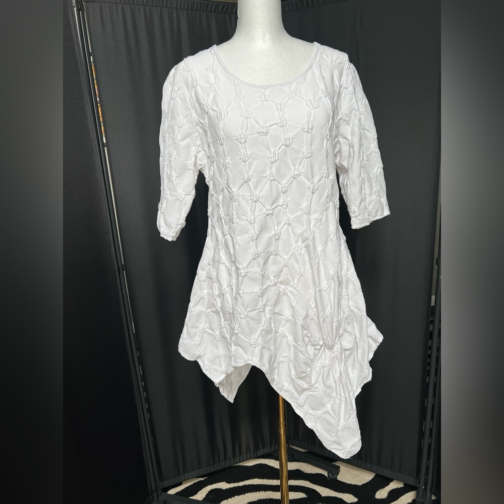 Niche Nilgun Derman White Asymmetrical Tunic/Dress